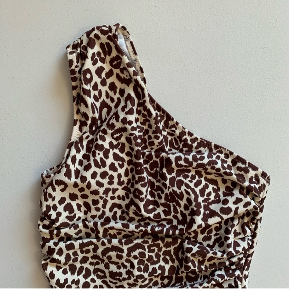 NWT- J. Crew Leopard Print One Shoulder Ruched One Piece Swim Suite- Size 0 - Picture 4 of 16
